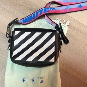 Off-White Bag with Flap & original tags. includes dust bag & removable strap